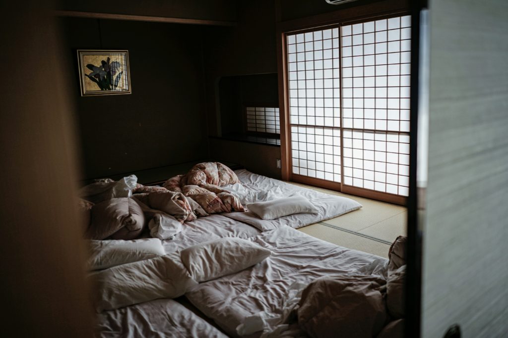 inspirasi-dekorasi-kamar-tidur-japandi