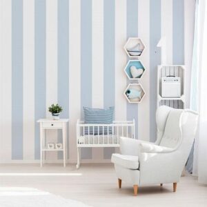 cat dinding warna biru muda dan putih